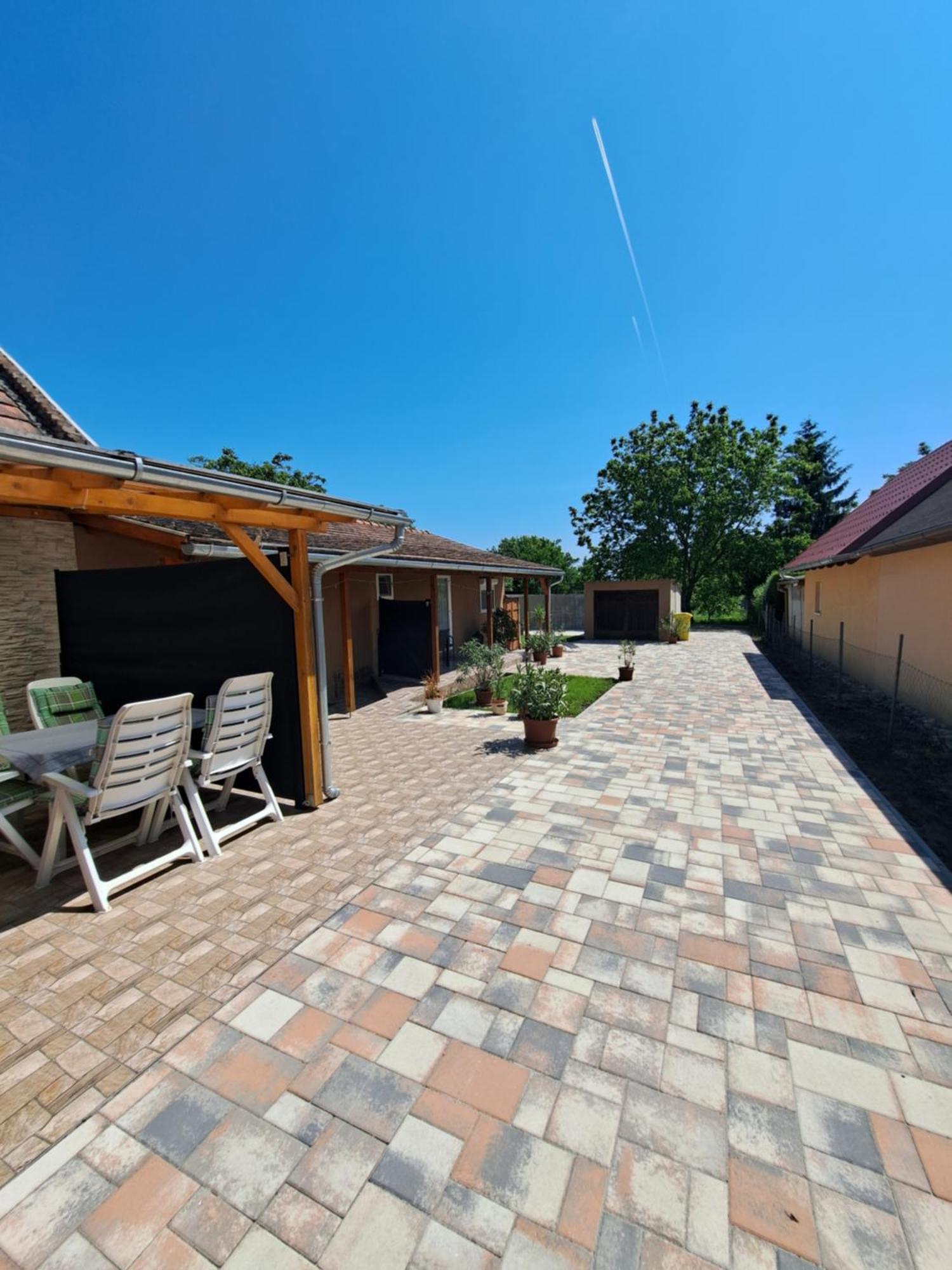 Vivien Apartman Fonyód Buitenkant foto
