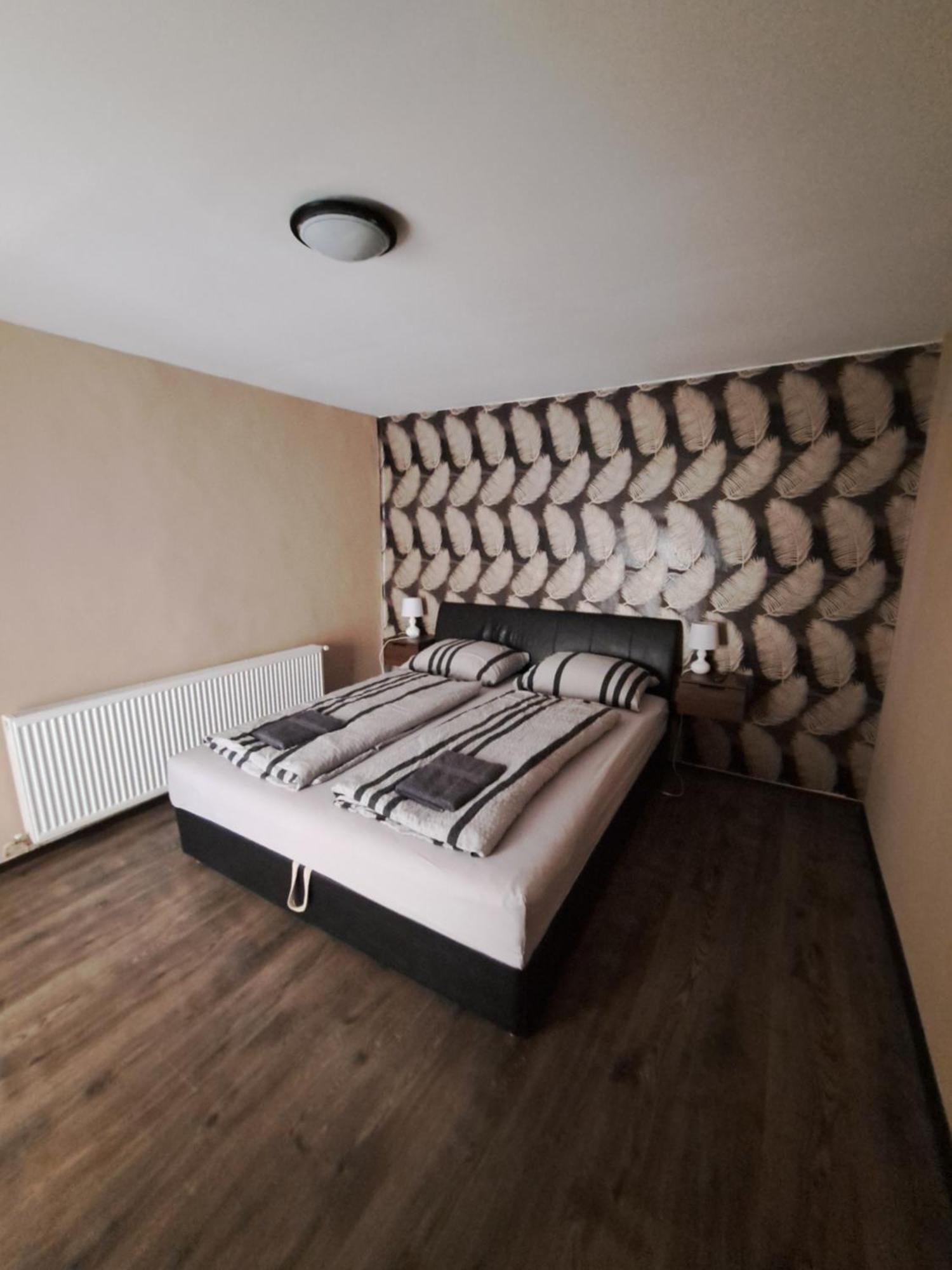 Vivien Apartman Fonyód Buitenkant foto